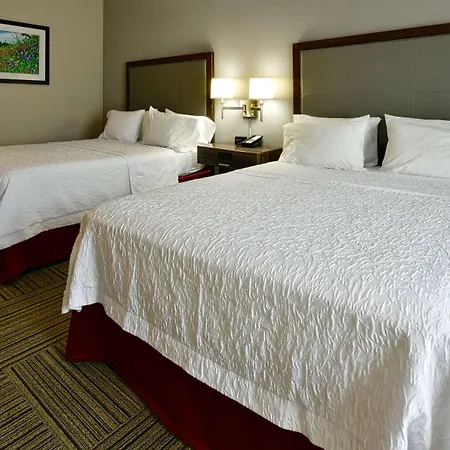 Hampton Inn & Suites Fredericksburg-3